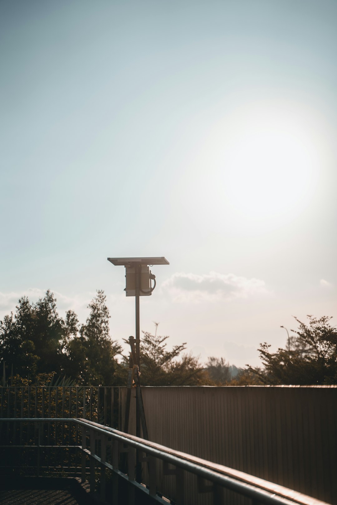 Manajemen Energi pada Perangkat IoT Lapangan untuk Pertanian Presisi